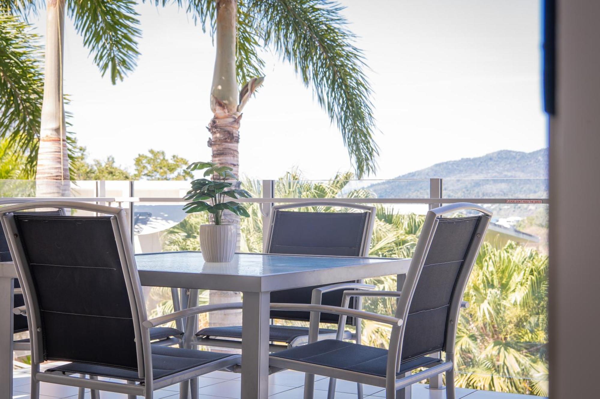 Airlie Summit Apartments Airlie Beach Kültér fotó